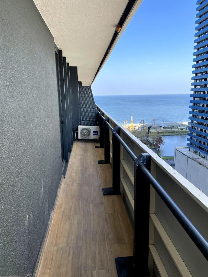 Sea ​​View In Orbi City Батуми Экстерьер фото